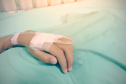 Torino, 14enne in coma per insufficienza epatica acuta da colpo di calore salvato con un trapianto d’urgenza